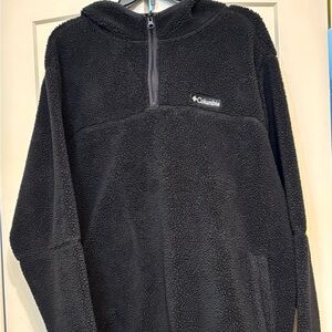 Columbia fleece half-zip hoodie.